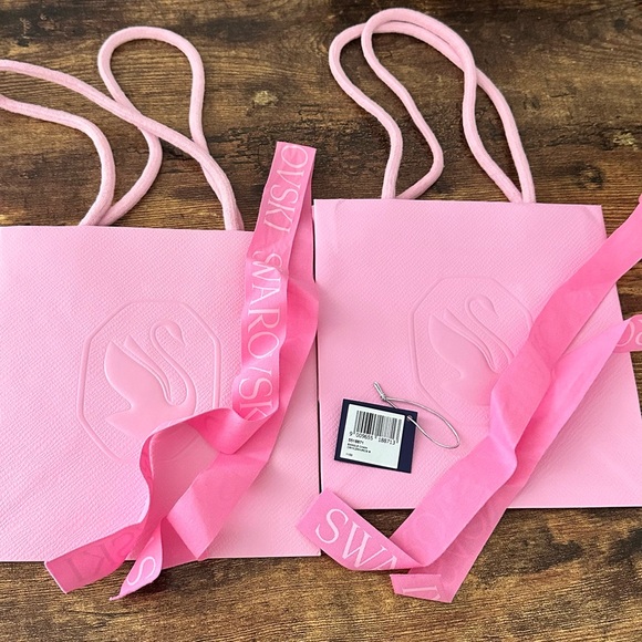 Swarovski 3 gift paper bags 2 ribbons - Picture 3 of 5